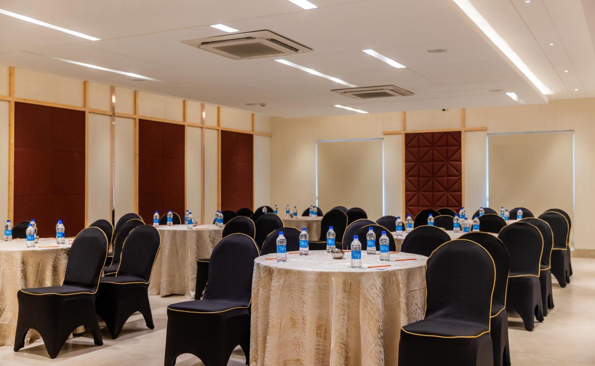 Zone Connect By The Park Coimbatore Exterior photo