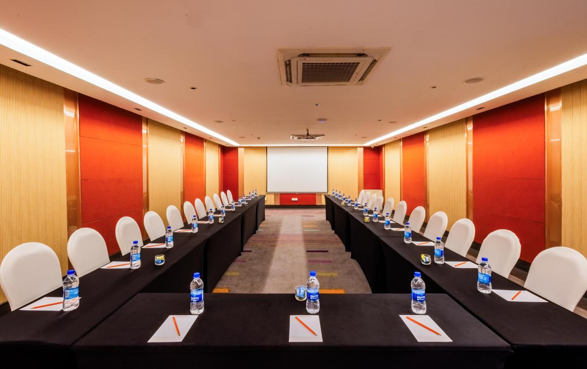 Zone Connect By The Park Coimbatore Exterior photo
